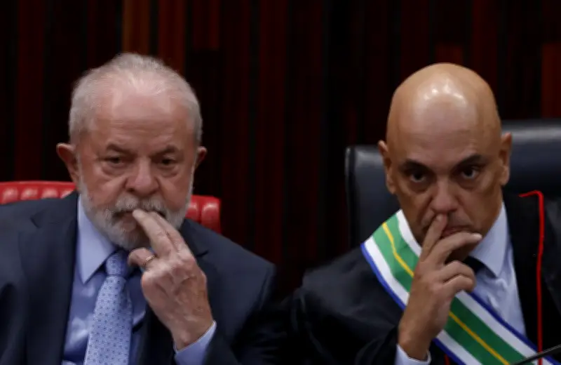 Lula critica Alexandre de Moraes em conversa com ministros do STF