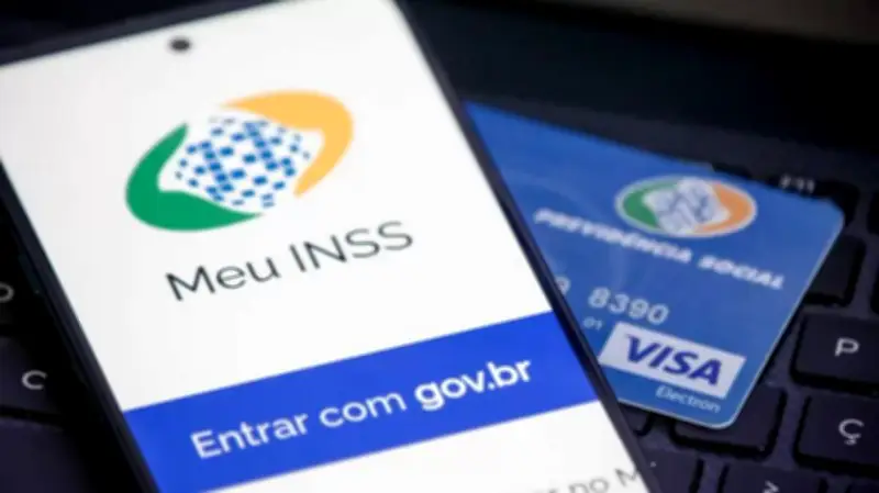 Lula edita MP para reduzir prazo de análise de benefícios do INSS