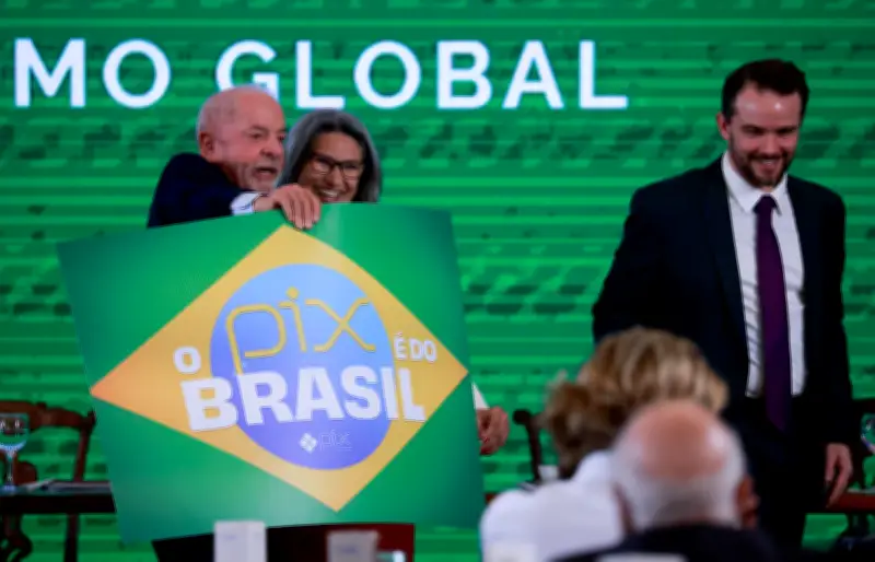 Lula rejeita tarifaço dos EUA e defende dignidade do trabalhador brasileiro