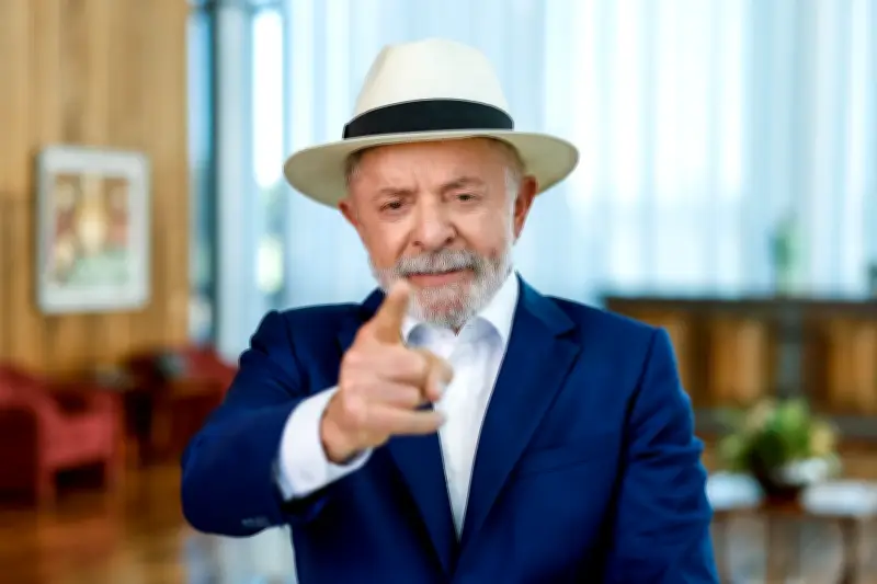 Lula sanciona piso de R$ 5.130,63 para professores da educação básica