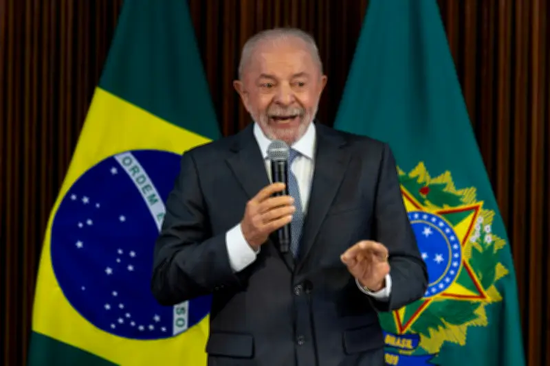 Lula usa reunião ministerial para alinhar discurso de olho na eleição
