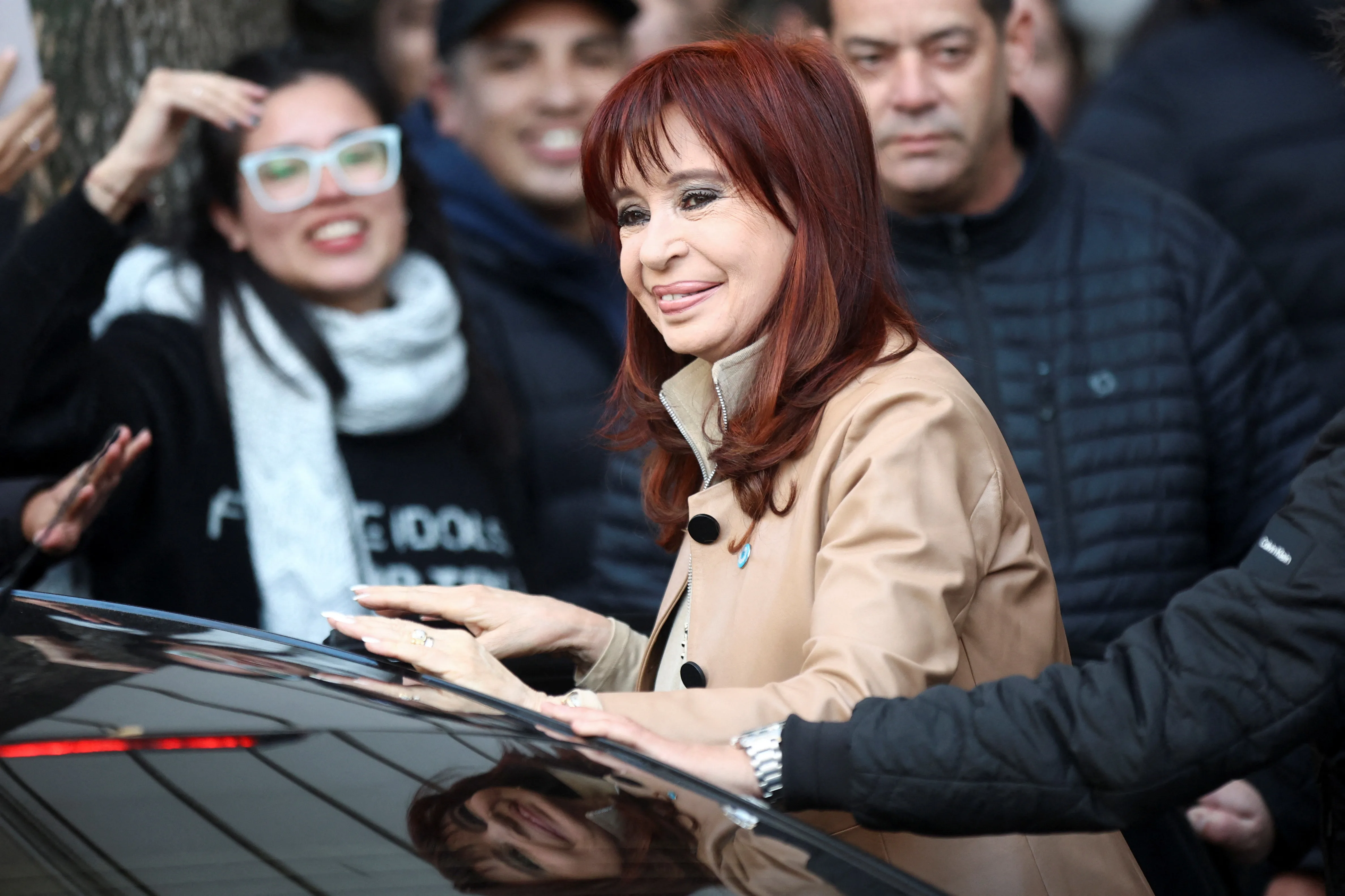 Lula visita Cristina Kirchner em prisão domiciliar durante cúpula do Mercosul