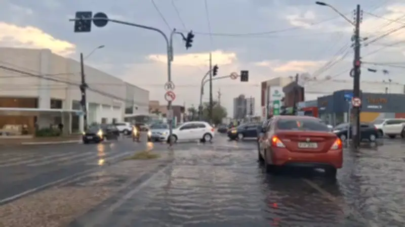 Mais de 80 cidades do Piauí em alerta de chuva e ventos fortes