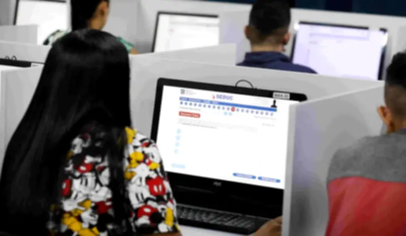 Manaus abre inscrições para Provão Eletrônico do Ensino Fundamental e Médio