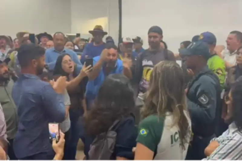 Manifestantes impedem audiência do ICMBio sobre refúgio em MS