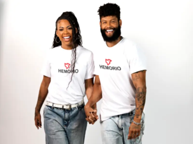 Marvvila doa sangue pela primeira vez no Hemorio no Dia dos Namorados