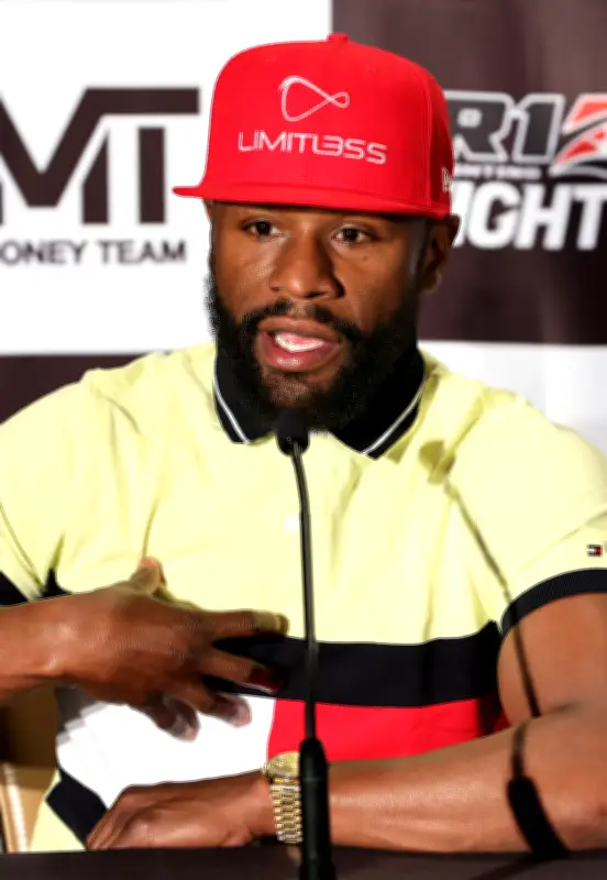 Mayweather é acusado de fraude e roubo por relógio de luxo