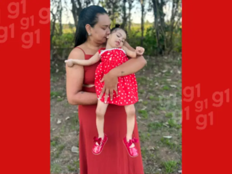 Mãe vende doces para levar filha com paralisia cerebral ao Rio para tratamento
