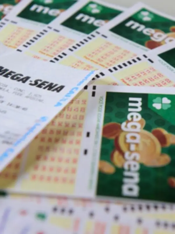 Mega-Sena acumula e prêmio vai a R$ 32 milhões; veja números sorteados