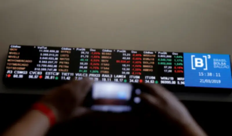 Mercados em foco: Bolsa, política e investimentos no Brasil