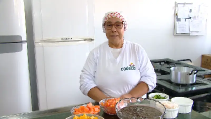 Merendeira de Caxias do Sul vence concurso nacional com refogado de feijão