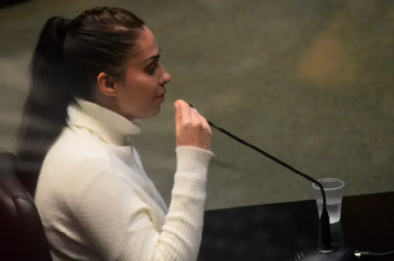 Monique Medeiros diz que foi dopada por Jairinho e relata agressões a Henry