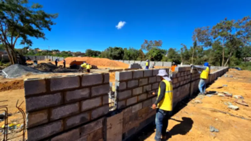 Montes Claros constrói novo Ponto Certo no Bairro Amazonas