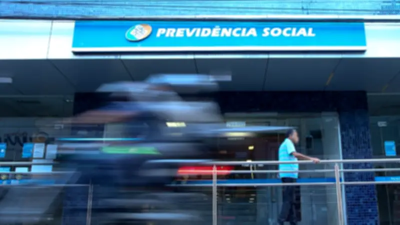 Moradores de Parambu no Ceará viajam até 437 km para perícias do INSS