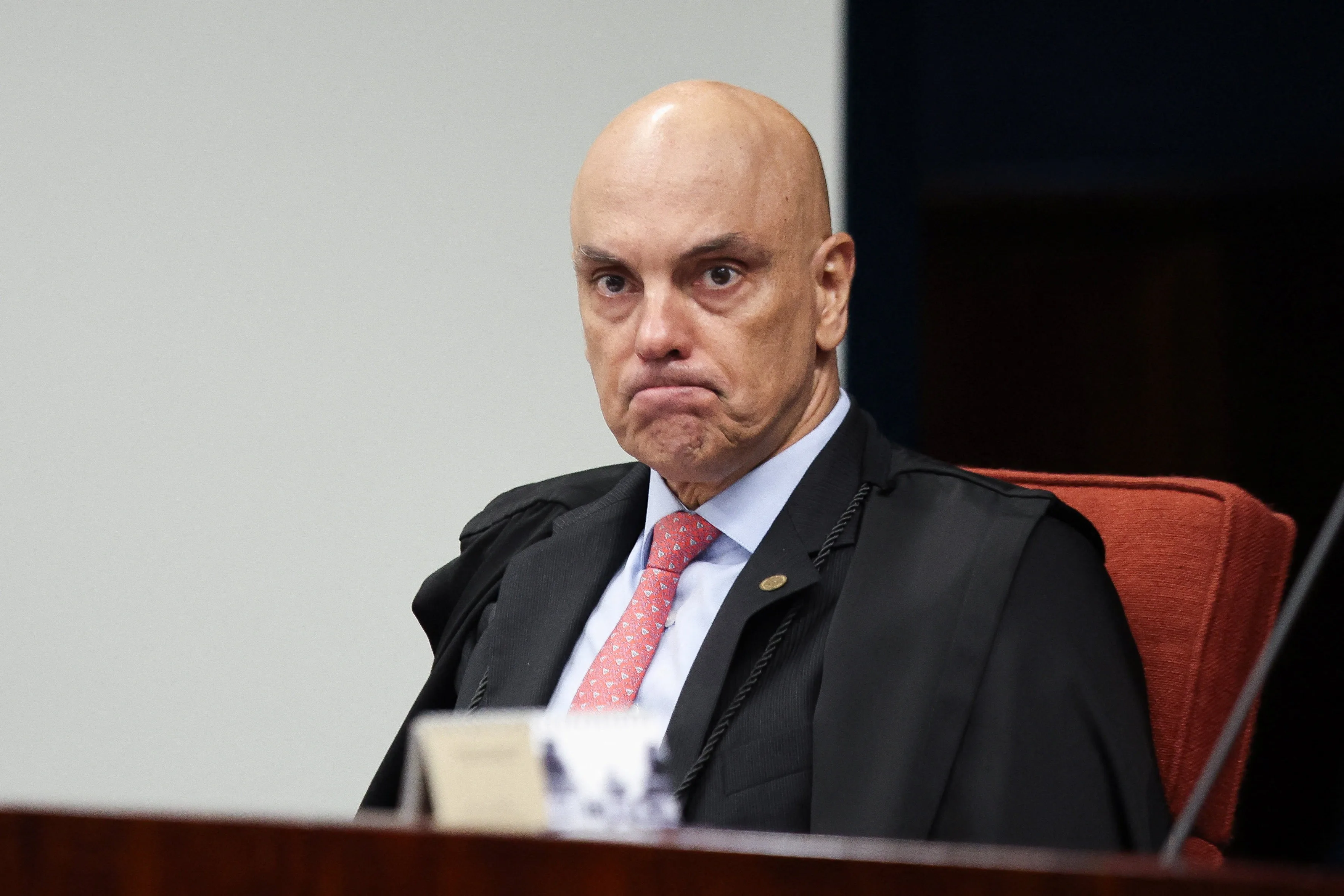 Moraes leva ao STF ação do PT sobre limites da delação premiada