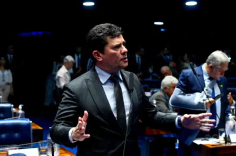 Moro propõe forças-tarefa contra crime e presídio de segurança máxima no Paraná