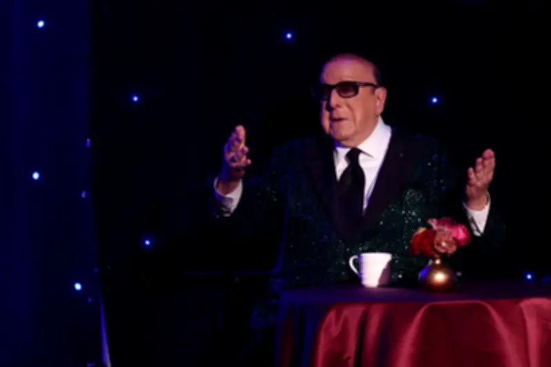 Morre Clive Davis, lenda da indústria fonográfica, aos 94 anos
