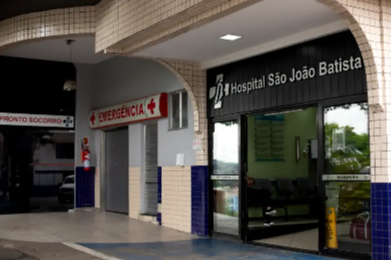 Motociclista fica gravemente ferido em engavetamento na Via Dutra em Piraí