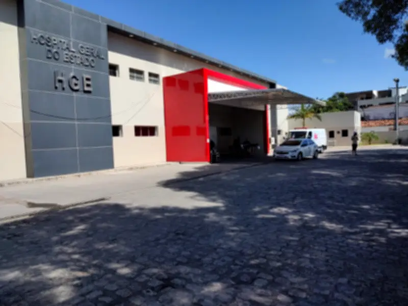 Mulher é esfaqueada pelo companheiro no bairro Canaã, em Maceió