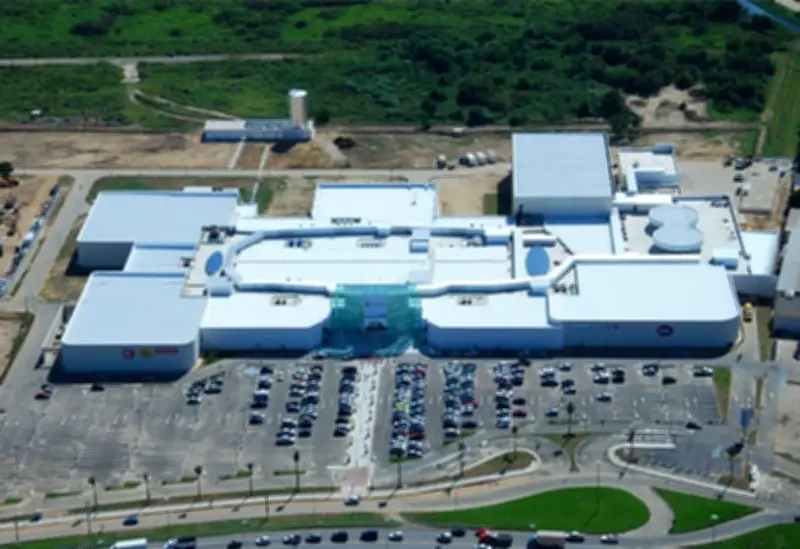 Mulher é vítima de sequestro relâmpago após sair de shopping em Campos