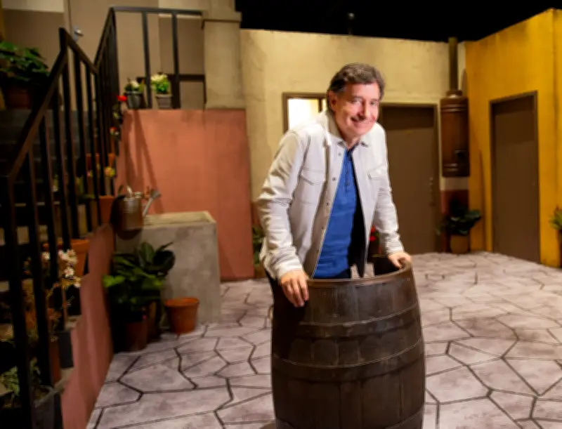 México anuncia convocados com narração do criador de Chaves e filho se emociona