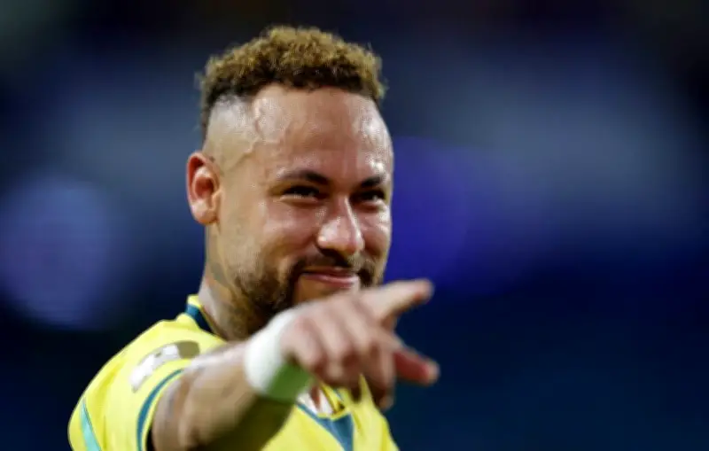 Neymar ironiza 'guru' alemão que previu eliminação do Brasil na Copa