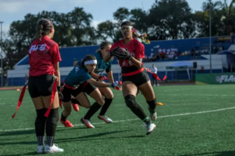 NFL lança perfil em português para flag football mirando jovens brasileiros