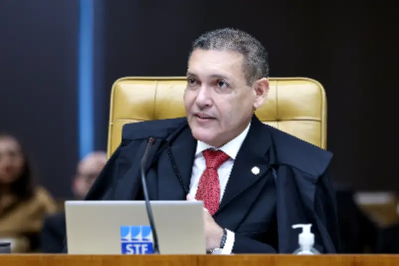 Nunes Marques relatará ações sobre filme Dark Horse e pesquisa AtlasIntel