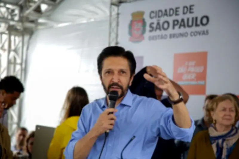 Nunes nega irregularidades em contrato com produtora de filme de Bolsonaro