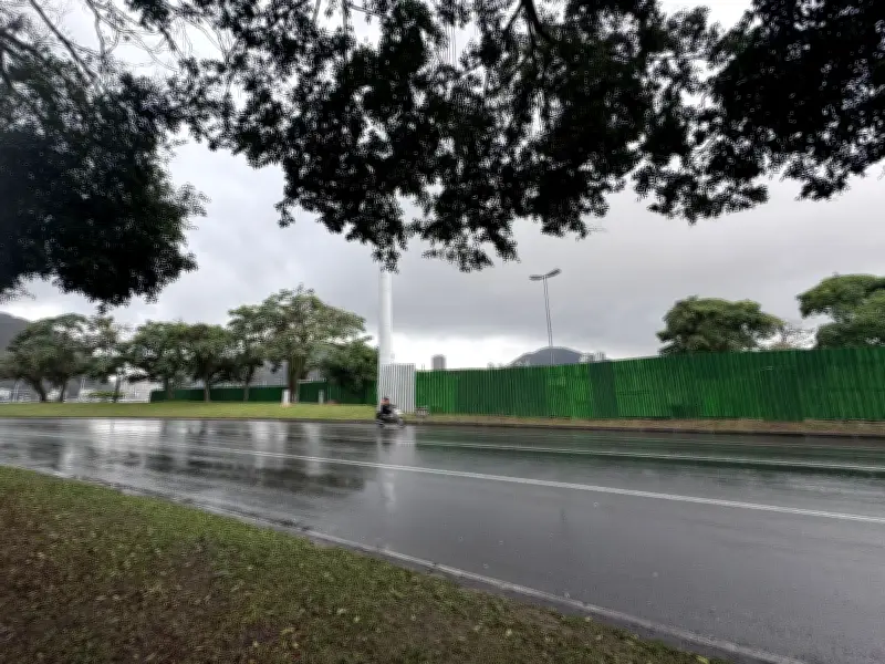 Obra de eletroposto no Aterro do Flamengo é embargada após polêmica