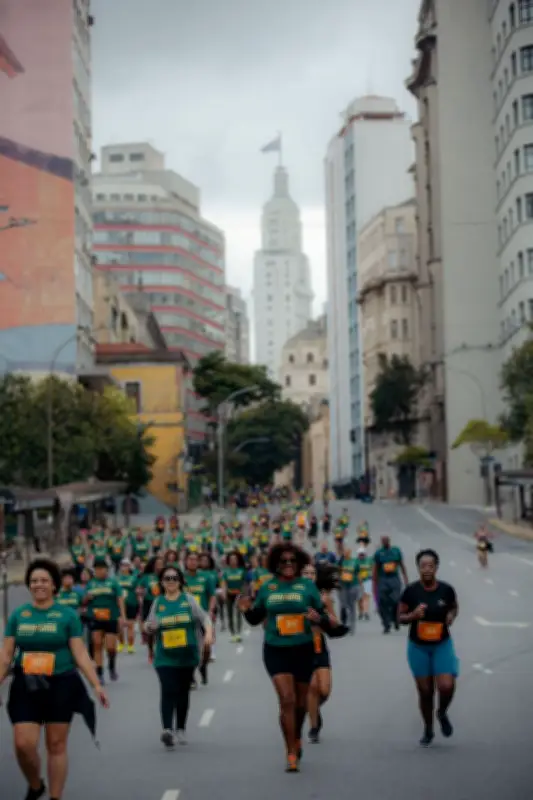 Olympikus celebra 50 anos com corridas que transformam comunidades