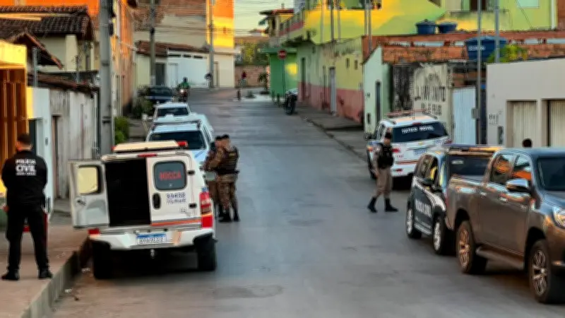 Operação Cerco Fechado prende 10 pessoas em Montes Claros