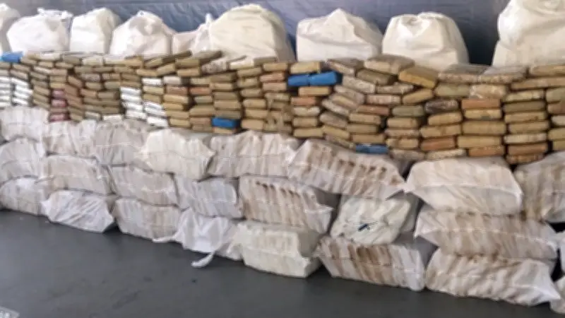 Operação no AM apreende 2,5 toneladas de drogas em Coari