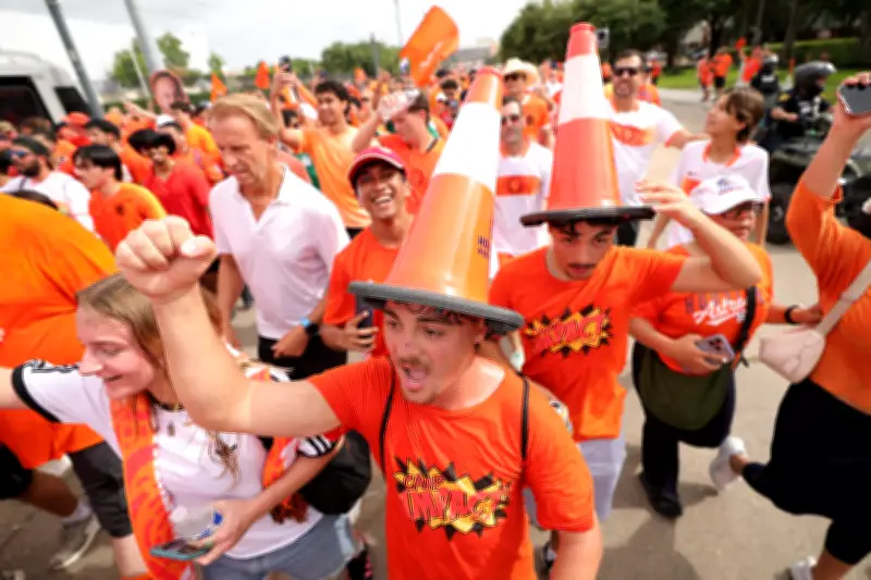 Orange Walk holandesa vira fenômeno global na Copa do Mundo 2026