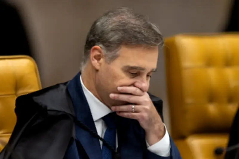 Ordem de Lula sobre PF gera tensão com Mendonça