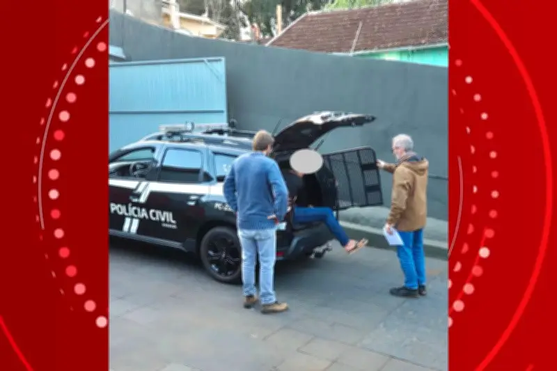 Pai denuncia sumiço e polícia resgata filha em cárcere no Paraná