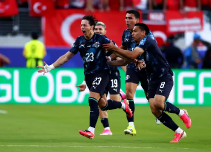 Paraguai vence Turquia com gol relâmpago e expulsão polêmica