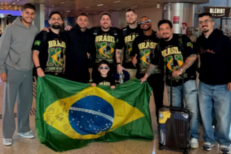 Parças de Neymar embarcam para Copa do Mundo 2026 com camisetas personalizadas