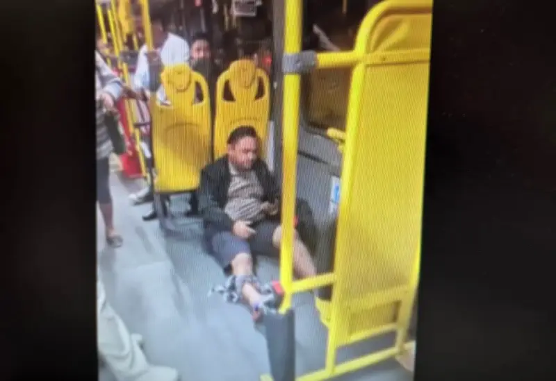 Passageiro baleado em ônibus durante operação no Dona Marta relata desespero