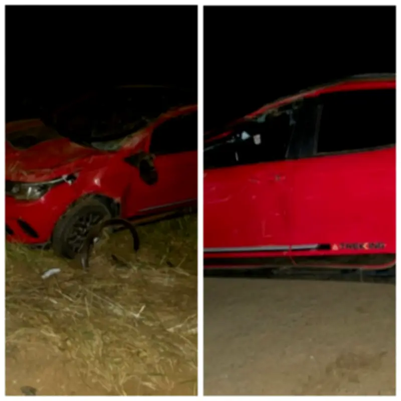 Passageiro fica ferido após carro capotar na MGC-451 em Olhos D'Água