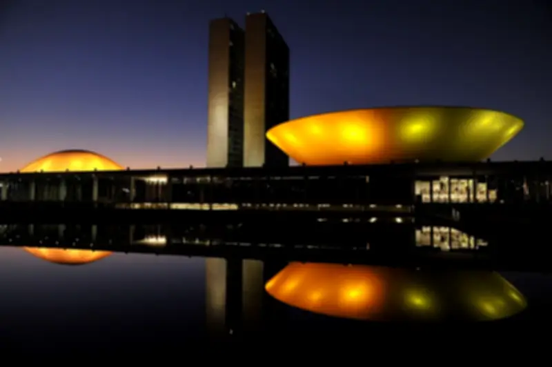 Pautas-bomba no Congresso têm impacto fiscal de R$ 111 bilhões por ano