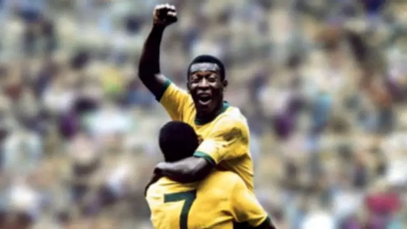 Pelé e Maradona serão homenageados na abertura da Copa 2026