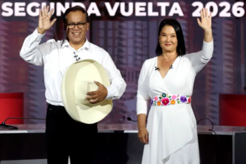 Peru elege 9º presidente em 10 anos: Keiko e Sánchez no 2º turno
