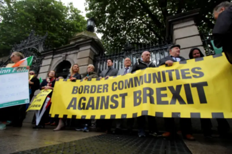 Pesquisa revela que 2/3 dos britânicos veem Brexit como negativo