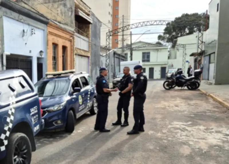 Pessoa em situação de rua morta em imóvel abandonado em Salto