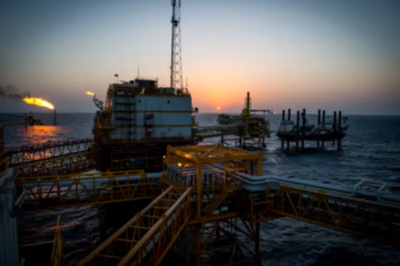 Petróleo sobe com nova escalada de tensões no Oriente Médio