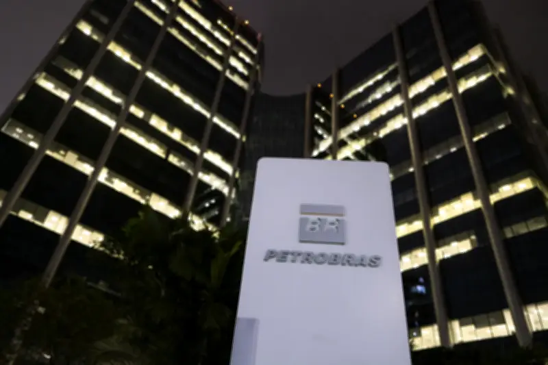 Petrobras aprova US$ 1,2 bi em fábrica de bioquerosene em Cubatão