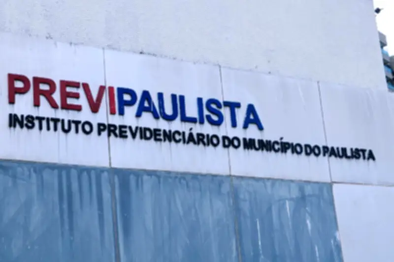 PF investiga aplicação de R$ 3 milhões do fundo de Paulista no Banco Master