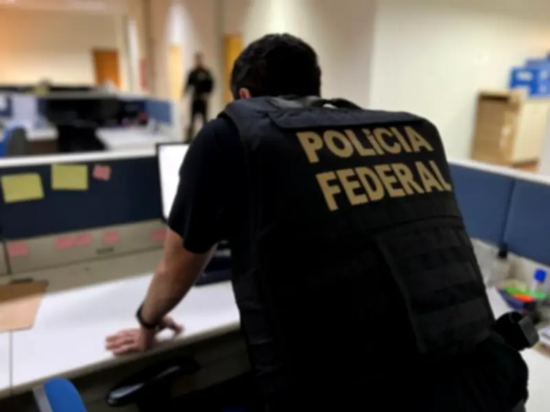 PF investiga médicos fantasmas em Cabedelo e cumpre mandado na Secretaria de Saúde