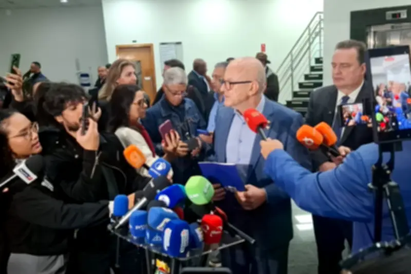 Pivetta entrega projeto de lei para empréstimo de R$ 1,5 bi em MT